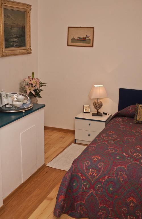 B&B Better Triëst Kamer foto